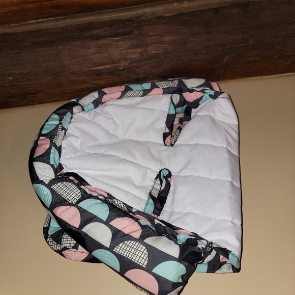 Baby headrest for carseat.NWOT - Picture 2 of 3